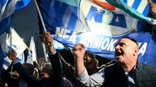 Greece eyes new vote as PM to seek absolute majority