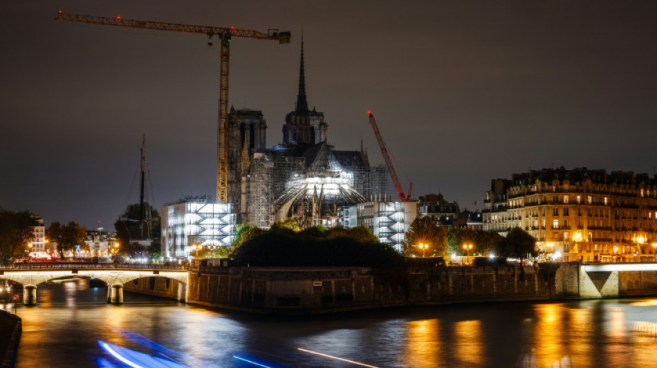 Notre-Dame prête à accueillir de nouveau le "monde entier" à partir du 8 décembre 