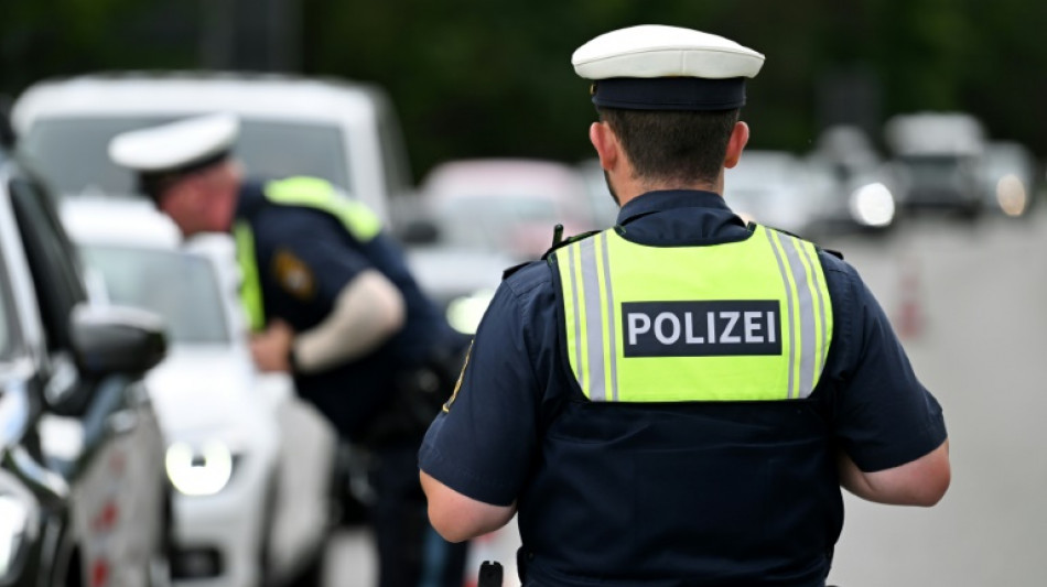 55-Jähriger drängelt in Koblenz hinter Zivilstreife der Polizei