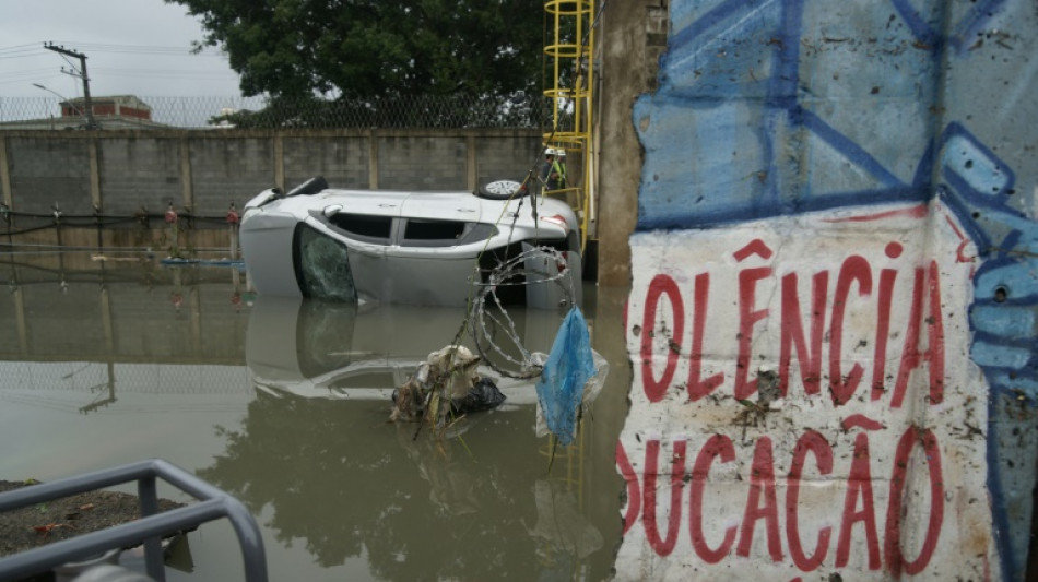 Temporal castiga Rio de Janeiro y deja al menos 11 muertos