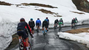 Tour d'Italie: le peloton face aux limites de sa propre souffrance