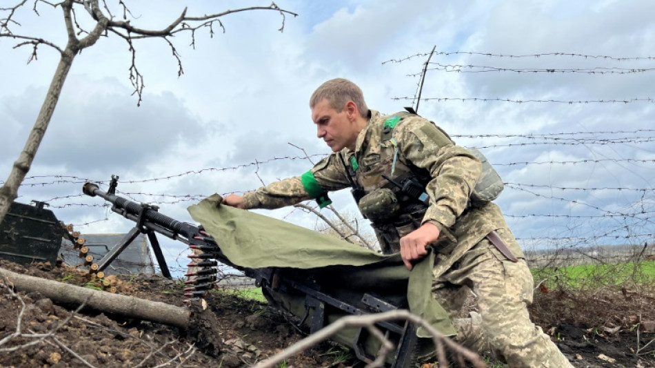 Russland fliegt dutzende Luftangriffe in der Ostukraine