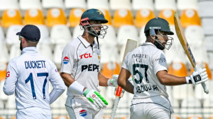 Pakistan 122-1 at lunch in first England Test