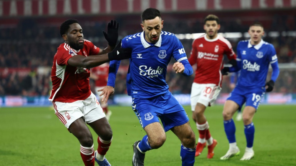 Everton e Nottingham Forest podem ser punidos por infração financeira