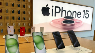 Apple sales lose ground, but iPhone growth strong