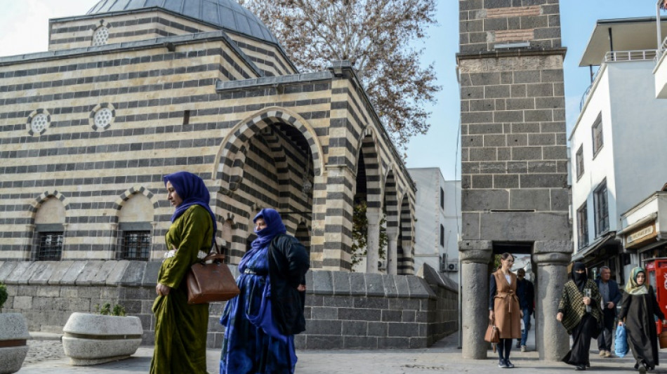 Turquie: à Diyarbakir, les électeurs kurdes attendent un candidat "courageux"