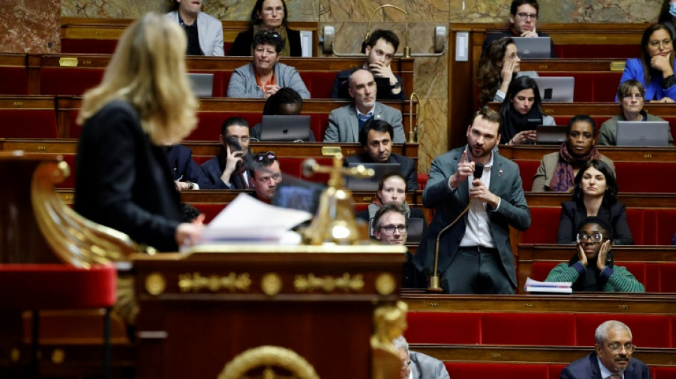 Retraites: dernière journée de débats à l'Assemblée sous haute tension