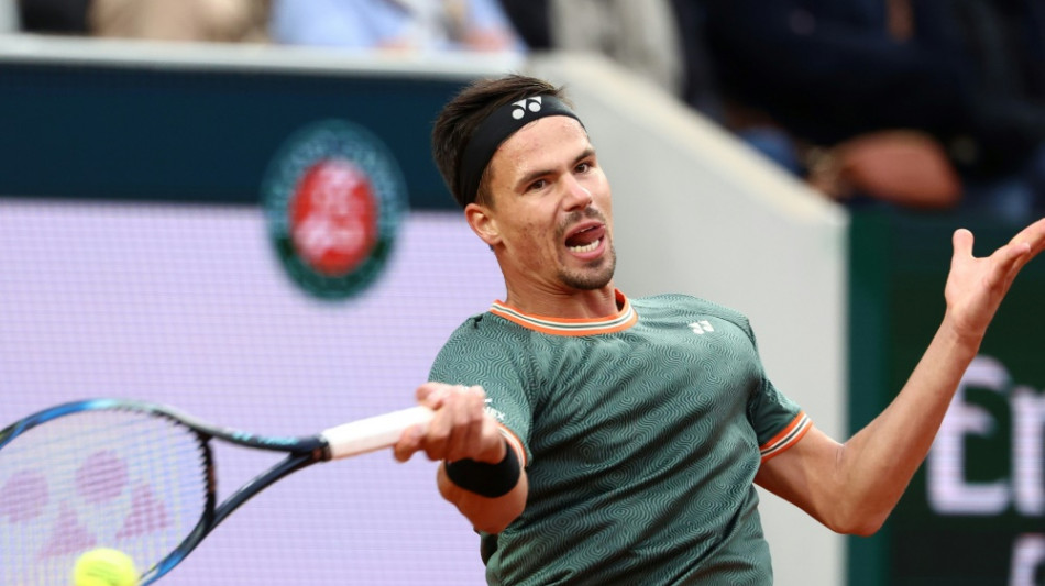 Regenschirme in Paris - Altmaier scheitert an Tsitsipas