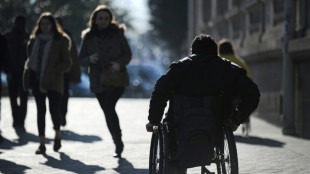 Insertion des personnes handicapées: "coupe inacceptable" dans le projet de budget, selon des associations