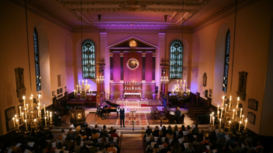 Ukrainian choir lifts spirits at London's 'actor's church'