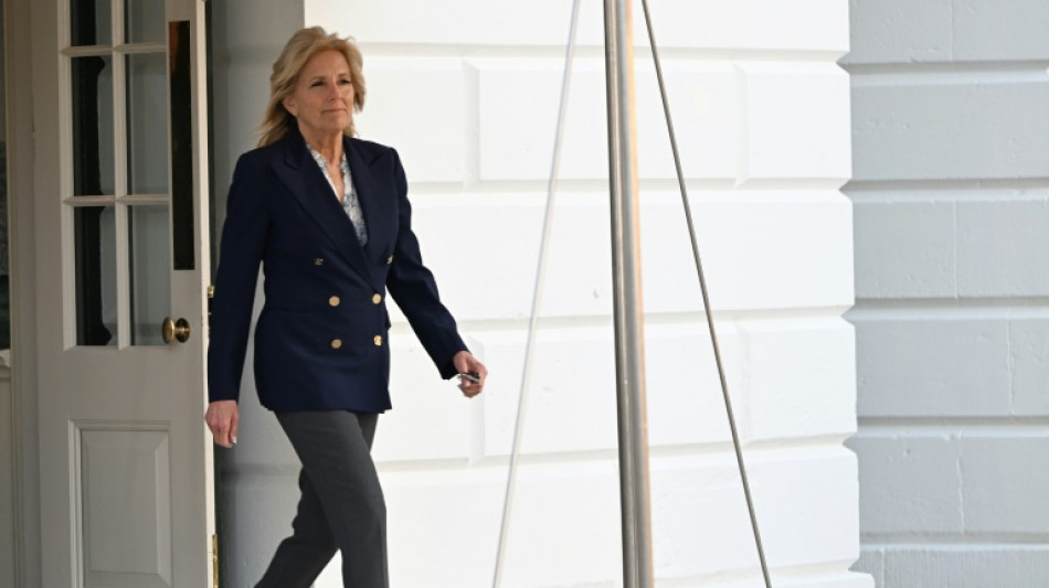 Deux excroissances cancéreuses retirées à Jill Biden (Maison Blanche)