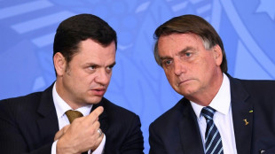 Election au Brésil: révélations compromettantes dans l'entourage de Bolsonaro