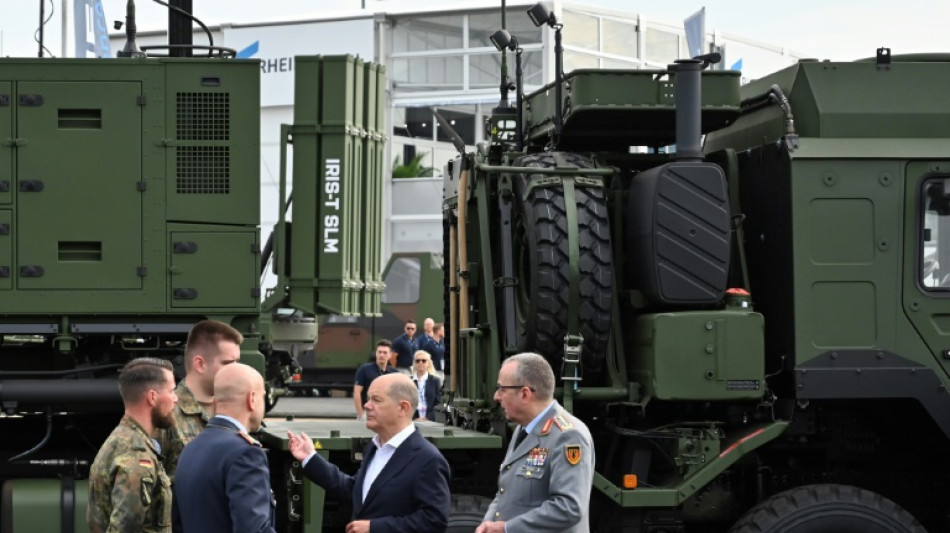 Bundeswehr stellt mit Scholz und Pistorius Luftabwehrsystem Iris-T SLM in Dienst