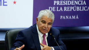 Presidente do Panamá descarta repatriar 'à força' migrantes que cruzam a selva de Darién