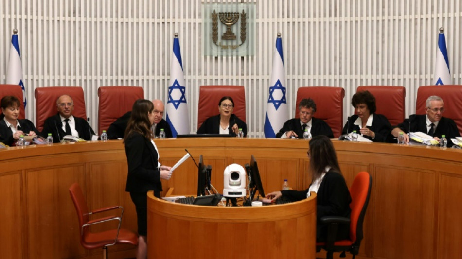 Israël: la Cour suprême examine des recours contre une clause de la réforme judiciaire