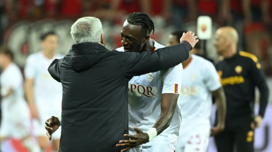 Roma luta para se aproximar da Champions antes da final da Liga Europa contra o Sevilla