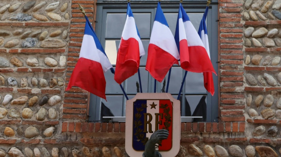 Drapeau européen: débat tendu en vue à l'Assemblée avec les élections en toile de fond