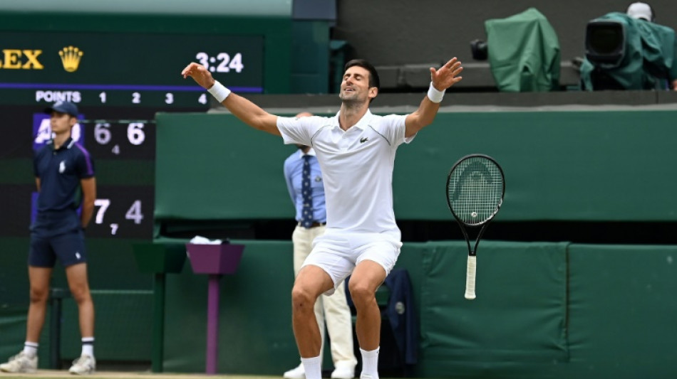 Wimbledon left pointless as tour chiefs hit back over Russia, Belarus ban