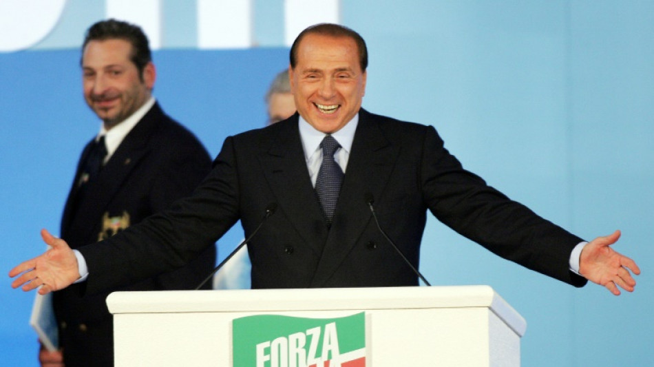 Silvio Berlusconi, grandeur et décadence d'une "success story" à l'italienne