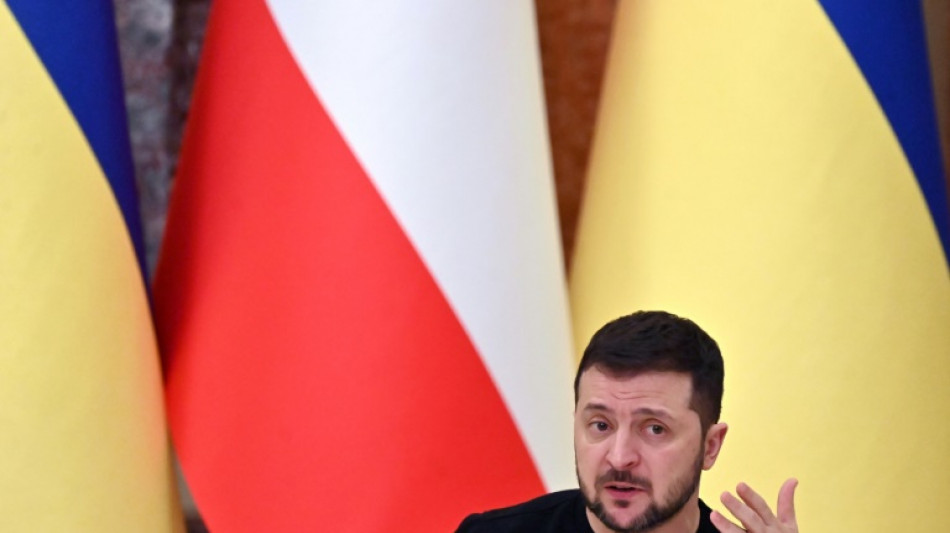 Ukraine targets oligarch, ex-minister in graft clampdown