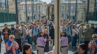 Présidentielle russe: à Istanbul, des milliers d'"exilés anti-Poutine" votent sans illusions