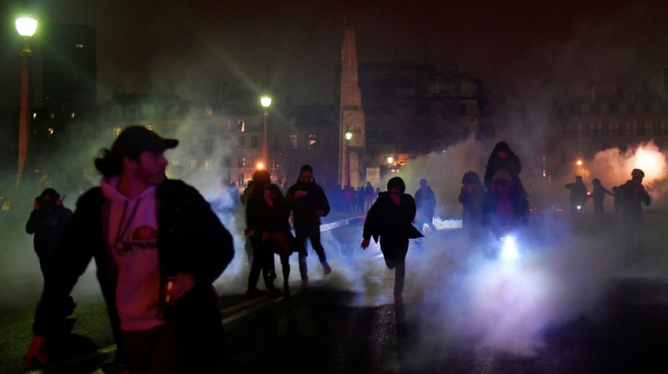 Mehr als 100 Festnahmen bei Protesten gegen Rentenreform in Frankreich