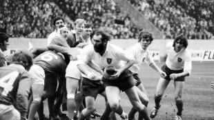 Esteve, ferocious France forward, dies aged 77