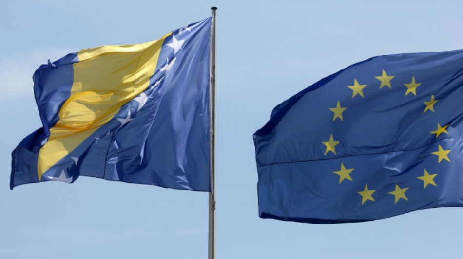 EU leaders grant Bosnia 'candidate status' for membership