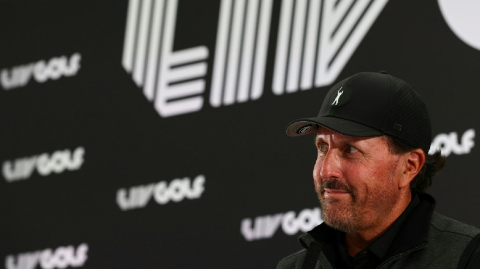 Mickelson 'ecstatic' with LIV decision despite champions dinner snub