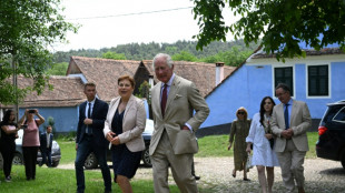 Rei Charles III conclui sua visita à Transilvânia