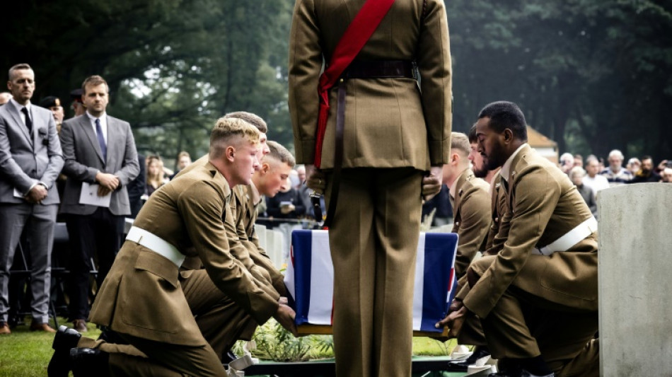 Allied war heroes buried in Netherlands... 80 years on