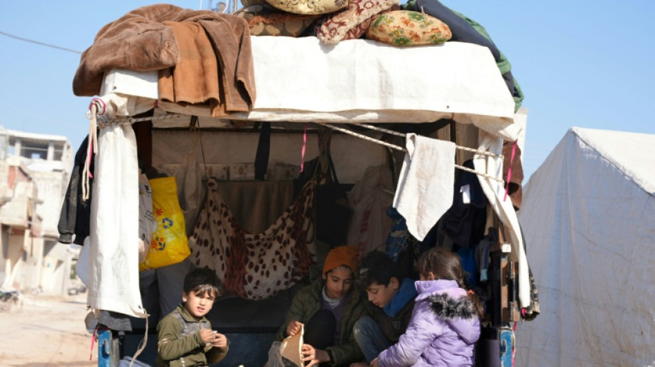 Syria quake survivors battle cold in tents and vehicles