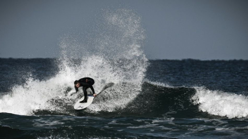 Surf: Pierre Rollet ou l'irrésistible "envie d'écrire en grand sur les vagues"