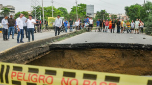 Four dead in Colombian bridge collapse