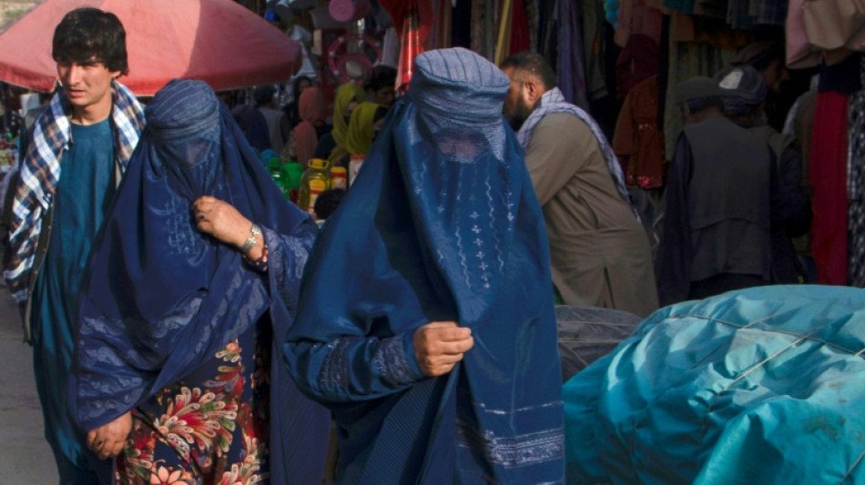 Afghanistan: les talibans interdisent aux filles d'accéder à l'université