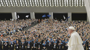 Il Papa, lottare insieme contro la violenza sulle donne