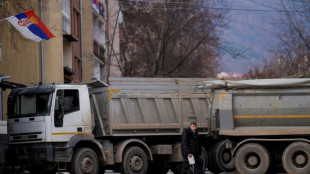 Les Serbes du Kosovo vont commencer à lever leurs barricades