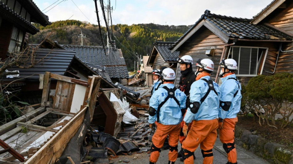 Japan quake toll rises to 55 as weather hampers rescuers