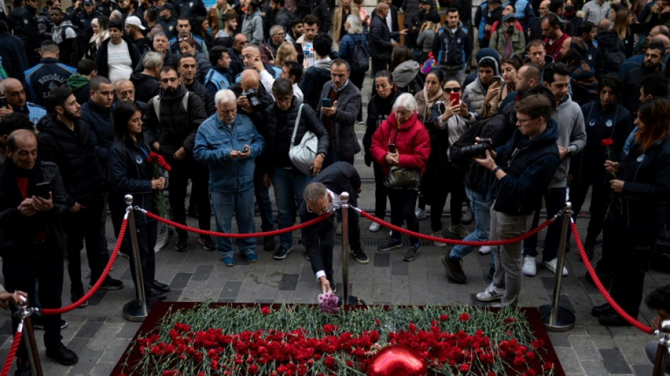 "Cualquier cosa puede pasar": el miedo a una ola de atentados tras el ataque en Estambul