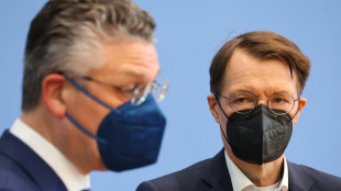 Lauterbach: Vorschnelle Lockerungen würden Erfolge gegen Pandemie gefährden
