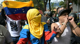 Spontane Demonstrationen nach umstrittenem Wahlsieg von Maduro in Venezuela 