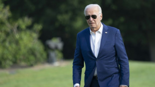 Biden ganha apoio entre congressistas democratas, mas rebelião persiste