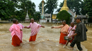 Volunteers rush to help as Myanmar flood toll surges