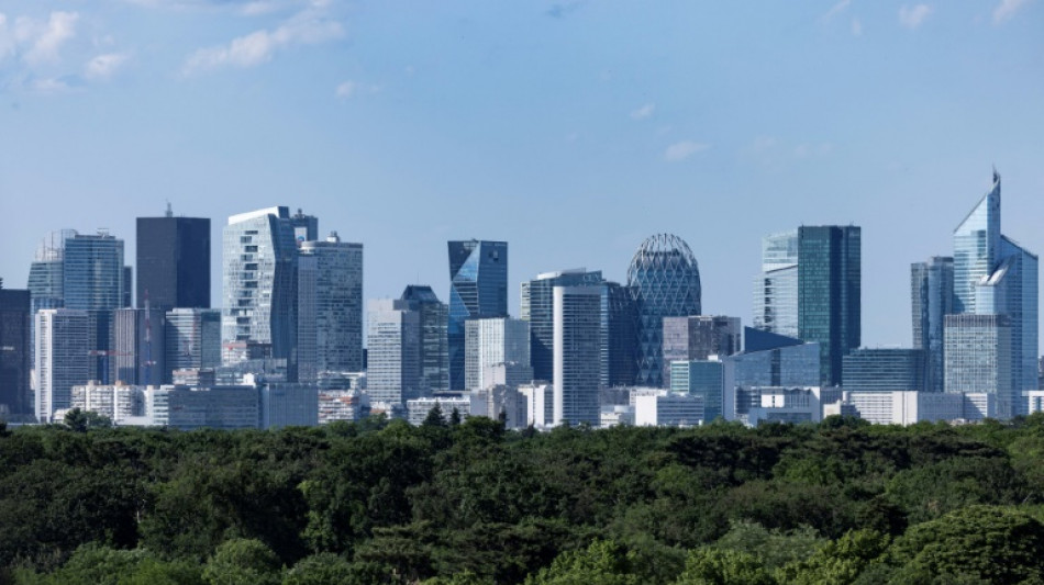 La Défense veut plus de commerces au pied de ses tours