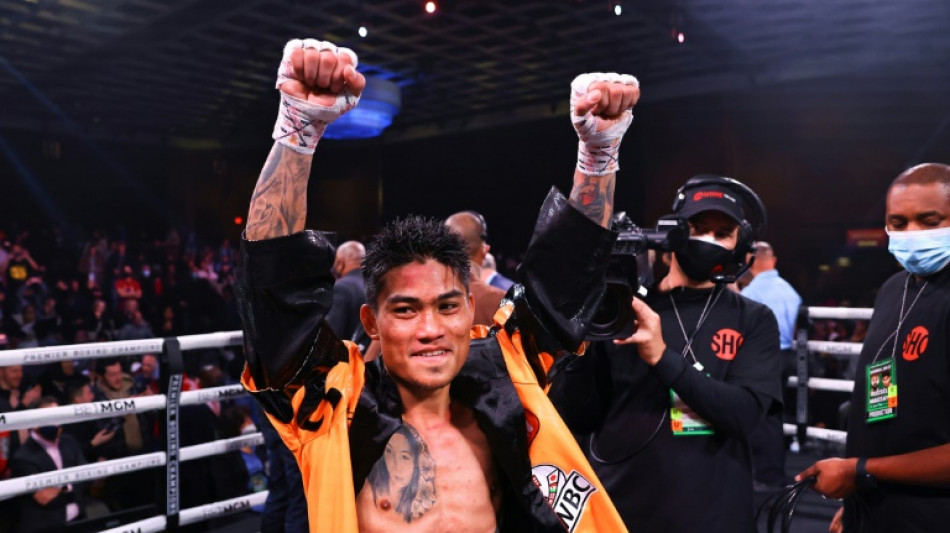 Filipino Magsayo, Mexico's Vargas meet in battle of unbeatens