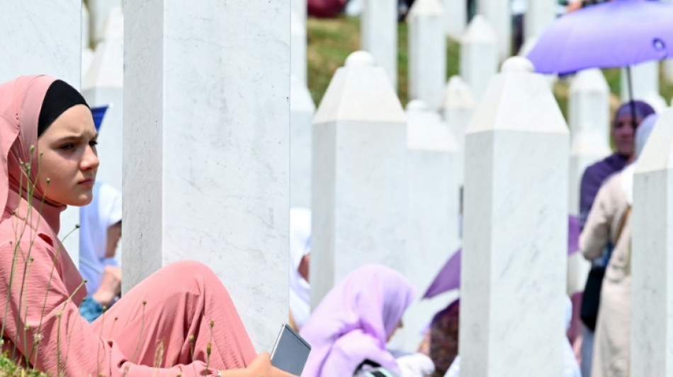 Plus d'un quart de siècle après, inhumation de 50 victimes du génocide de Srebrenica