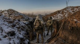 "Fatigués": sur le front, des soldats ukrainiens attendent la relève