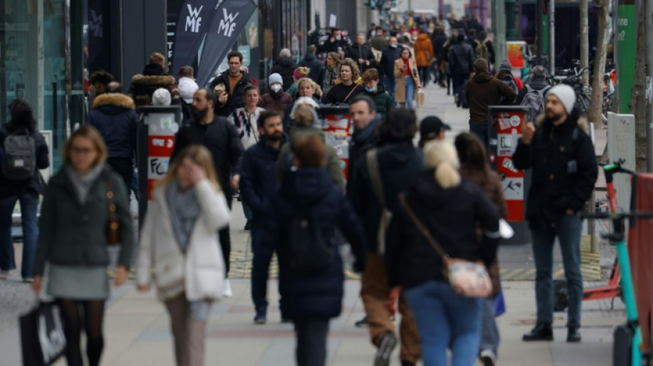 Verbraucherstimmung trübt sich nach stetem Aufwind im Juli wieder etwas ein