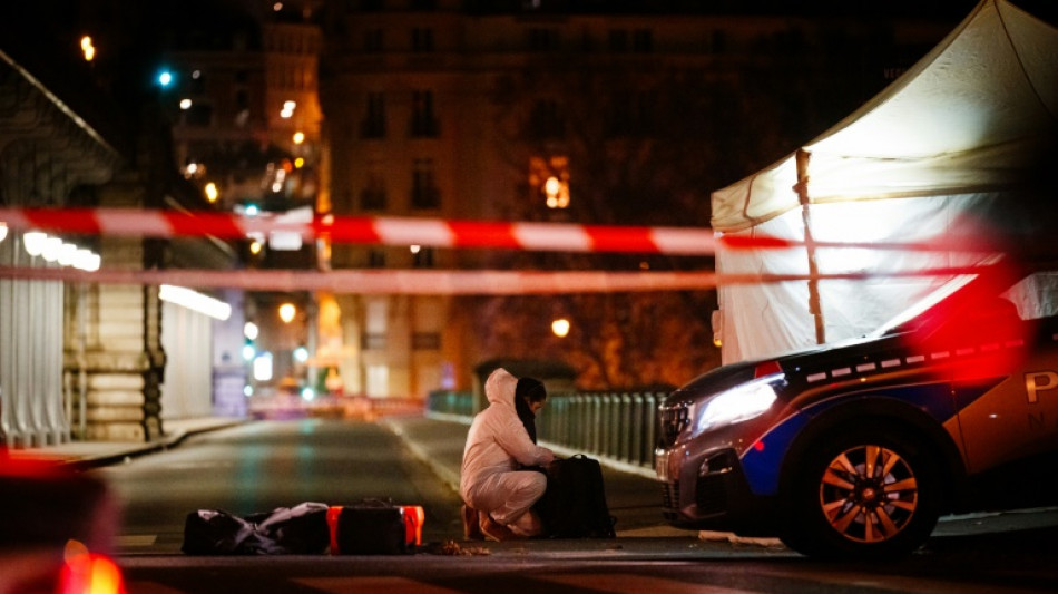 Attentat près de la tour Eiffel: l'assaillant présenté mercredi à un juge antiterroriste