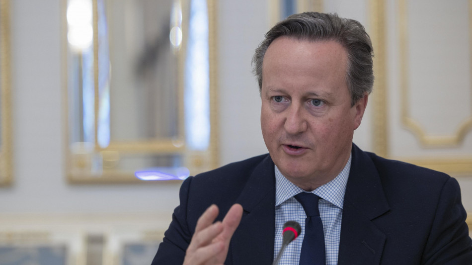 Cameron: Hamas accetti accordo, così finiranno i combattimenti